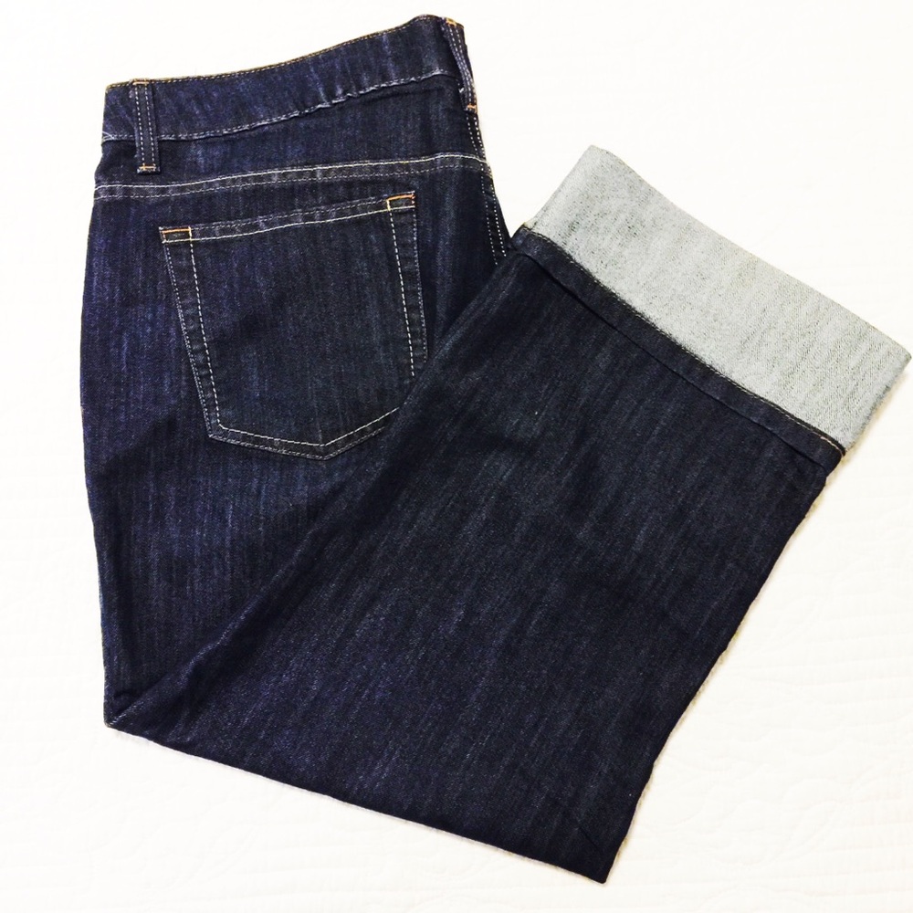 Crop cuffed jeans
